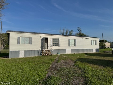 property at 305 Oakmont Ave