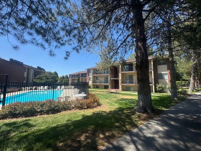 4693 S Brookwillow Cv in Millcreek, UT - Building Photo - Building Photo