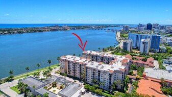 1801 N Flagler Dr in West Palm Beach, FL - Building Photo