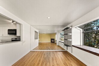150 Melrose Ave E in Seattle, WA - Building Photo - Building Photo