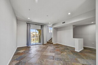 3935 E Rough Rider Rd in Phoenix, AZ - Building Photo - Building Photo