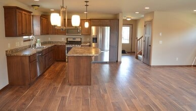 248 Sugar Maple Ln in Verona, WI - Building Photo - Building Photo