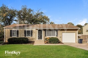 9312 Stark Ave in Kansas City, MO - Building Photo