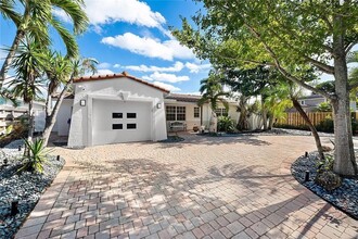 530 SW 11th Ave in Fort Lauderdale, FL - Foto de edificio - Building Photo
