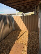 5449 Bain St in Jurupa Valley, CA - Foto de edificio - Building Photo