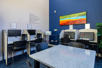 Park on Bell in Phoenix, AZ - Building Photo - Interior Photo