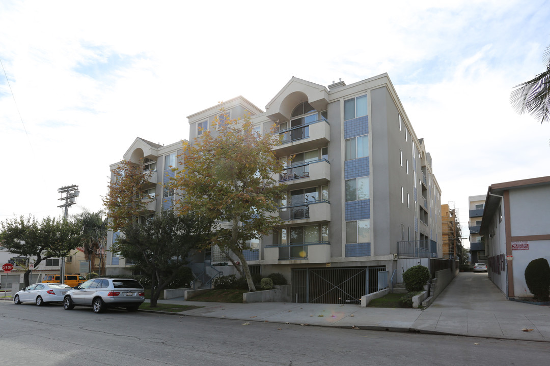 Beloit Apartments in Los Angeles, CA - Building Photo