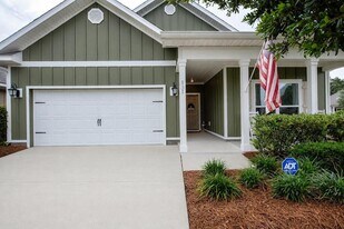 131 Dusky Wy in Freeport, FL - Building Photo