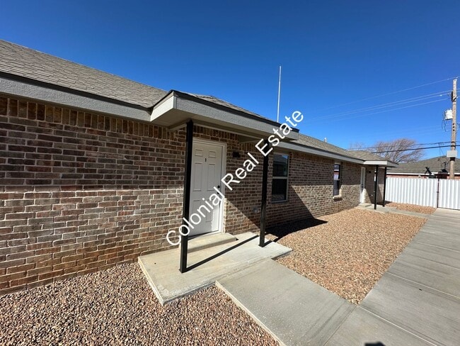property at 2512 E 14th St