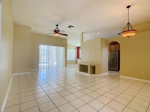 3111 Pebble Ct in Kissimmee, FL - Building Photo - Building Photo