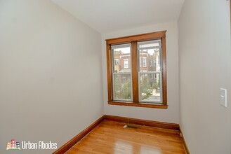 2457 W Rice St, Unit A05C in Chicago, IL - Building Photo - Building Photo