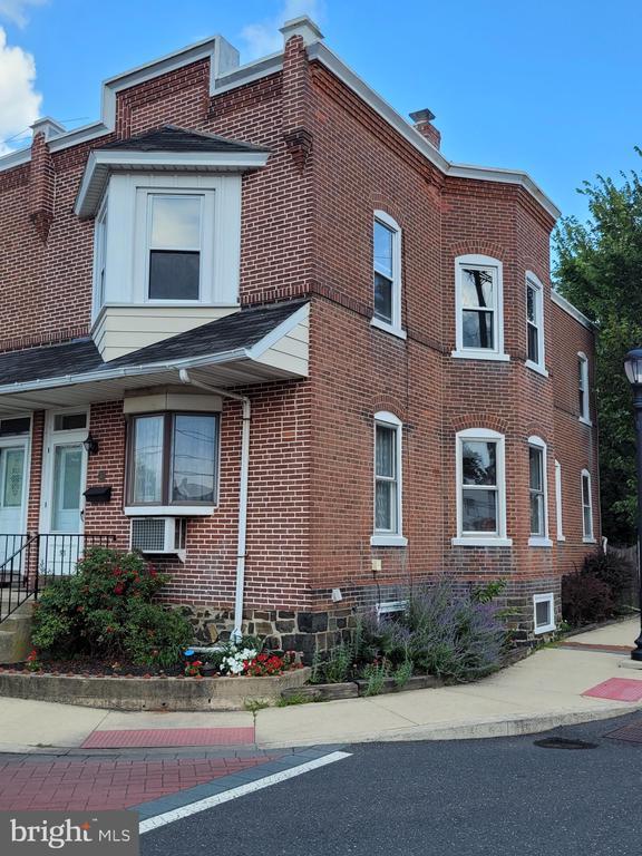 53 Green St in Lansdale, PA - Foto de edificio - Building Photo