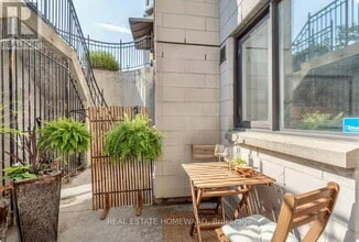 336 Davenport Rd in Toronto, ON - Building Photo - Building Photo