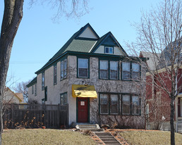 2533 Lyndale Ave S Apartments