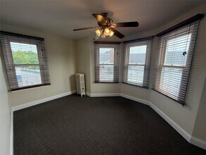 23 Bellemeade Ave in Smithtown, NY - Building Photo - Building Photo