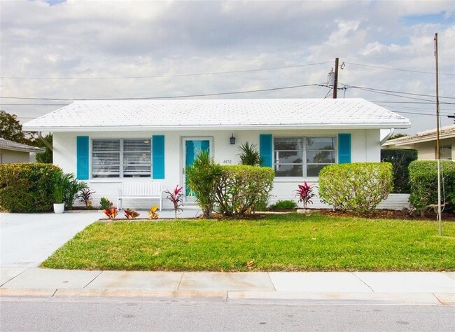property at 4470 Mainlands Blvd W