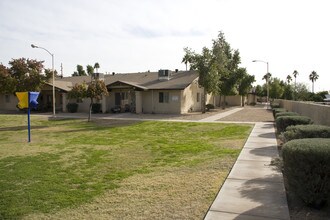 Morningside Villa in Phoenix, AZ - Building Photo - Building Photo
