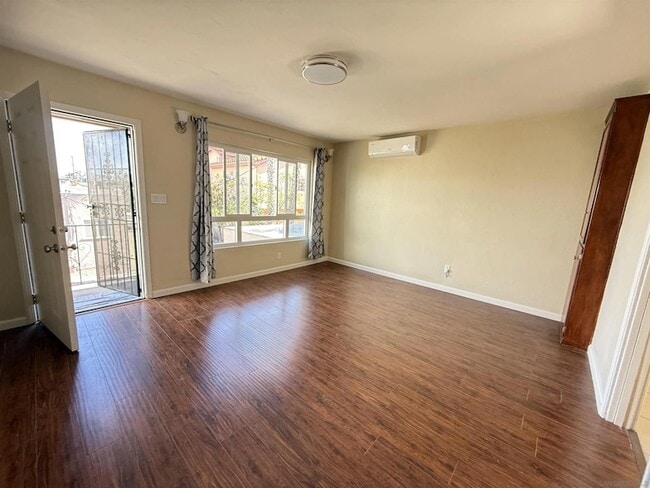 4580 Hamilton St in San Diego, CA - Foto de edificio - Building Photo