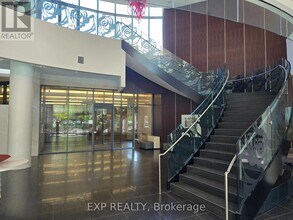 5168 Yonge St in Toronto, ON - Building Photo - Building Photo