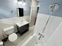 2010 Elmen St photo'