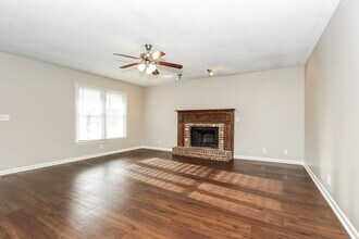 2215 Leeds Ct in Murfreesboro, TN - Building Photo - Building Photo