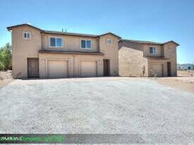 4200 N Viewpoint Dr in Prescott Valley, AZ - Building Photo