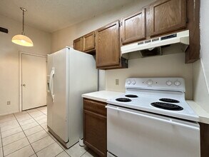 139 N Troy Ave in Lubbock, TX - Building Photo - Building Photo