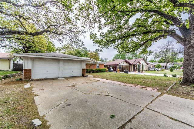 1733 Carl St in Fort Worth, TX - Building Photo - Building Photo