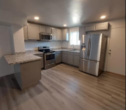 6108 W Townley Ave in Glendale, AZ - Building Photo - Building Photo