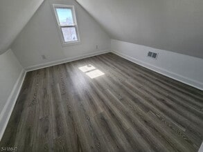 611 New York Ave in Lyndhurst, NJ - Building Photo - Building Photo