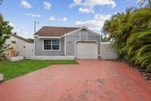 8881 SW 21st St in Miramar, FL - Building Photo