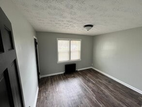 119 46th St SW, Unit #3 in Canton, OH - Building Photo - Building Photo