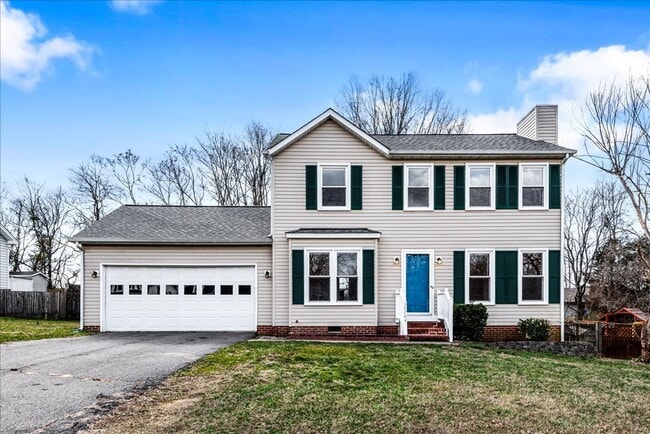 property at 10704 Live Oak Ct
