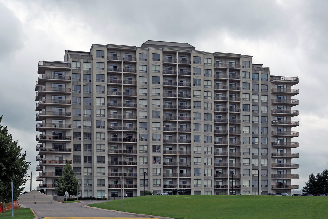 Westmount Estates II in London, ON - Building Photo