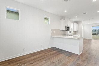 431 Potter Wy in Rancho Mission Viejo, CA - Foto de edificio - Building Photo