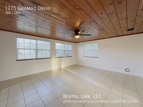 1275 Gramac Dr in North Fort Myers, FL - Building Photo - Building Photo