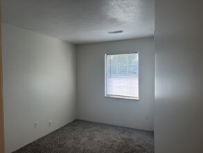 7970 Mentor Ave in Mentor, OH - Foto de edificio - Building Photo