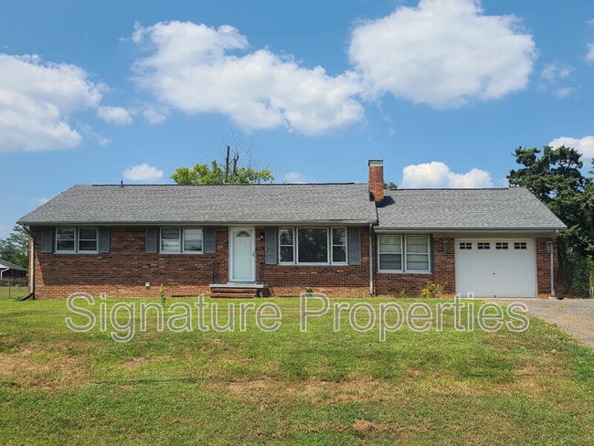 property at 204 Mt Pleasant Blvd