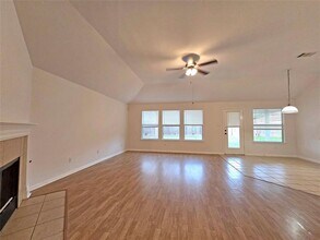 1508 Cosmos Way in Pflugerville, TX - Building Photo - Building Photo