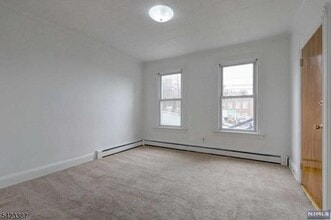 58 Westervelt Ave in Hawthorne, NJ - Building Photo - Building Photo