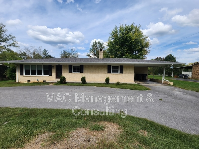 328 Wedgewood St in Cookeville, TN - Building Photo