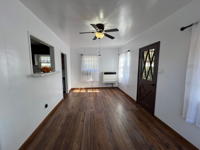 7920 Vanalden Ave in Los Angeles, CA - Building Photo - Building Photo