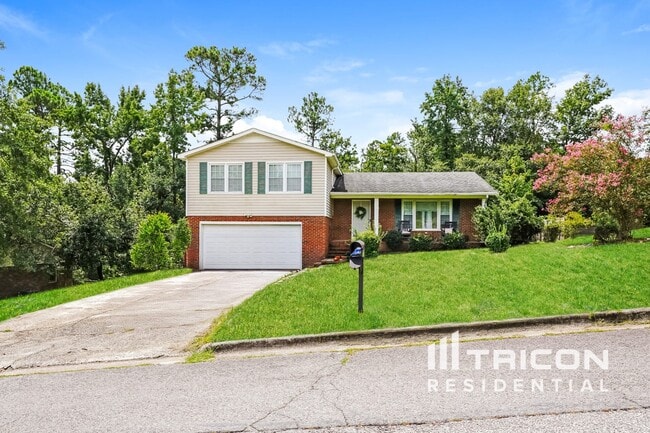 property at 4538 Glenda Ln