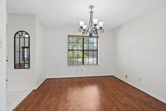2710 Pineleaf Dr in Sugar Land, TX - Building Photo - Building Photo