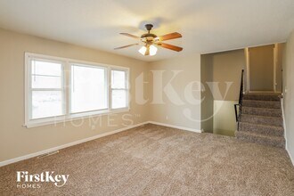 5808 E 96th Terrace in Kansas City, MO - Foto de edificio - Building Photo