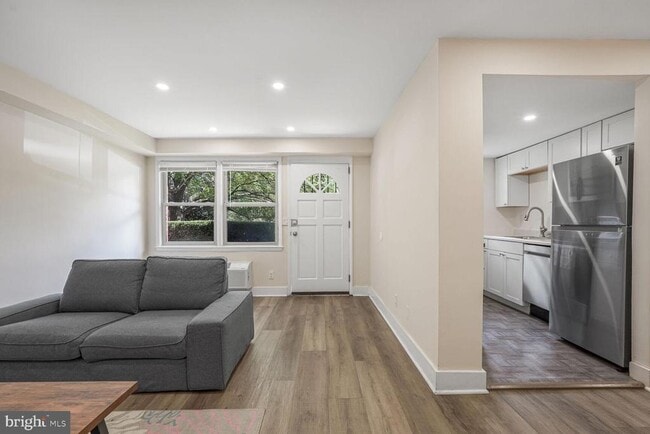 property at 4637 20th Rd N