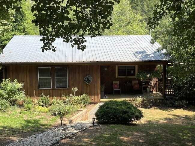 property at 3393 Mobile Rd