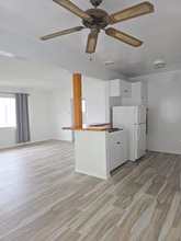 1150 Manhattan Beach Blvd in Manhattan Beach, CA - Building Photo - Building Photo