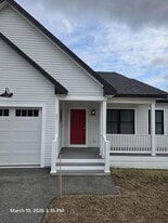 21 Juniper St in Old Orchard Beach, ME - Building Photo