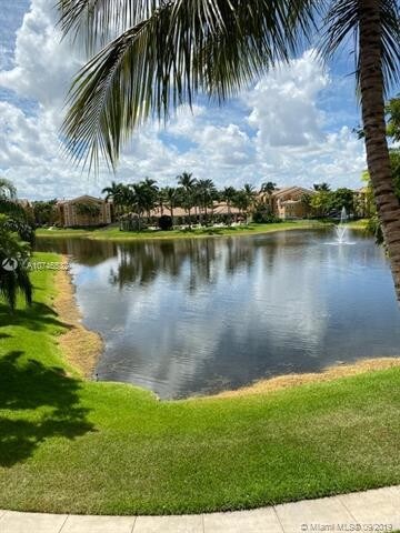 2160 E Preserve Way-Unit -302 in Miramar, FL - Building Photo - Building Photo